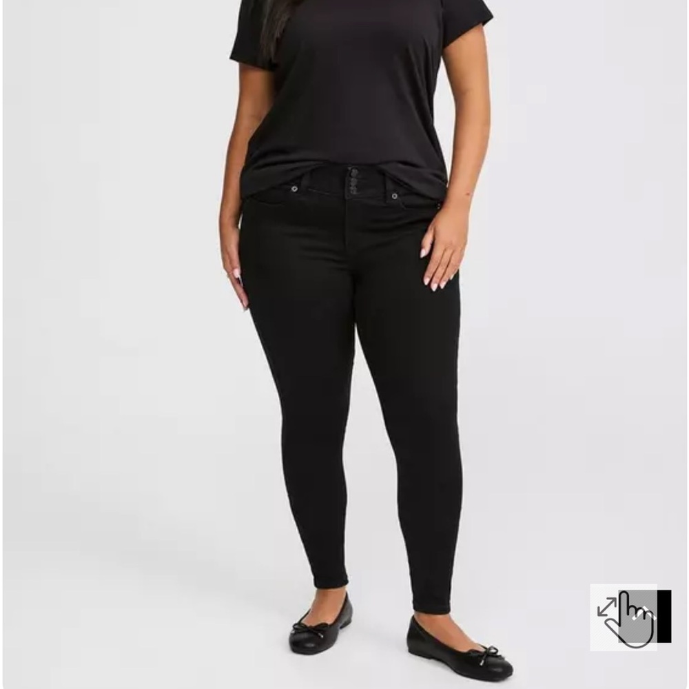 NWT Torrid Black Jeggings 12R